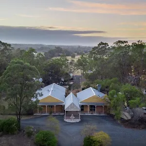 Lockyer Motel